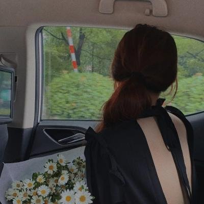 独家爆料：圈内新人直播带货翻车，导演当场摔剧本，凌晨